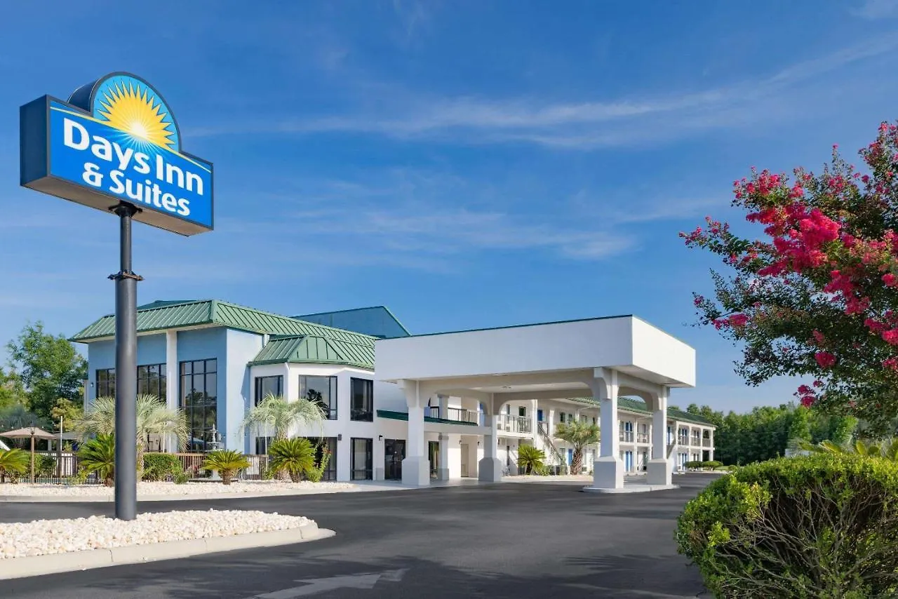 ** Motel Days Inn & Suites By Wyndham Savannah Midtown Estados Unidos